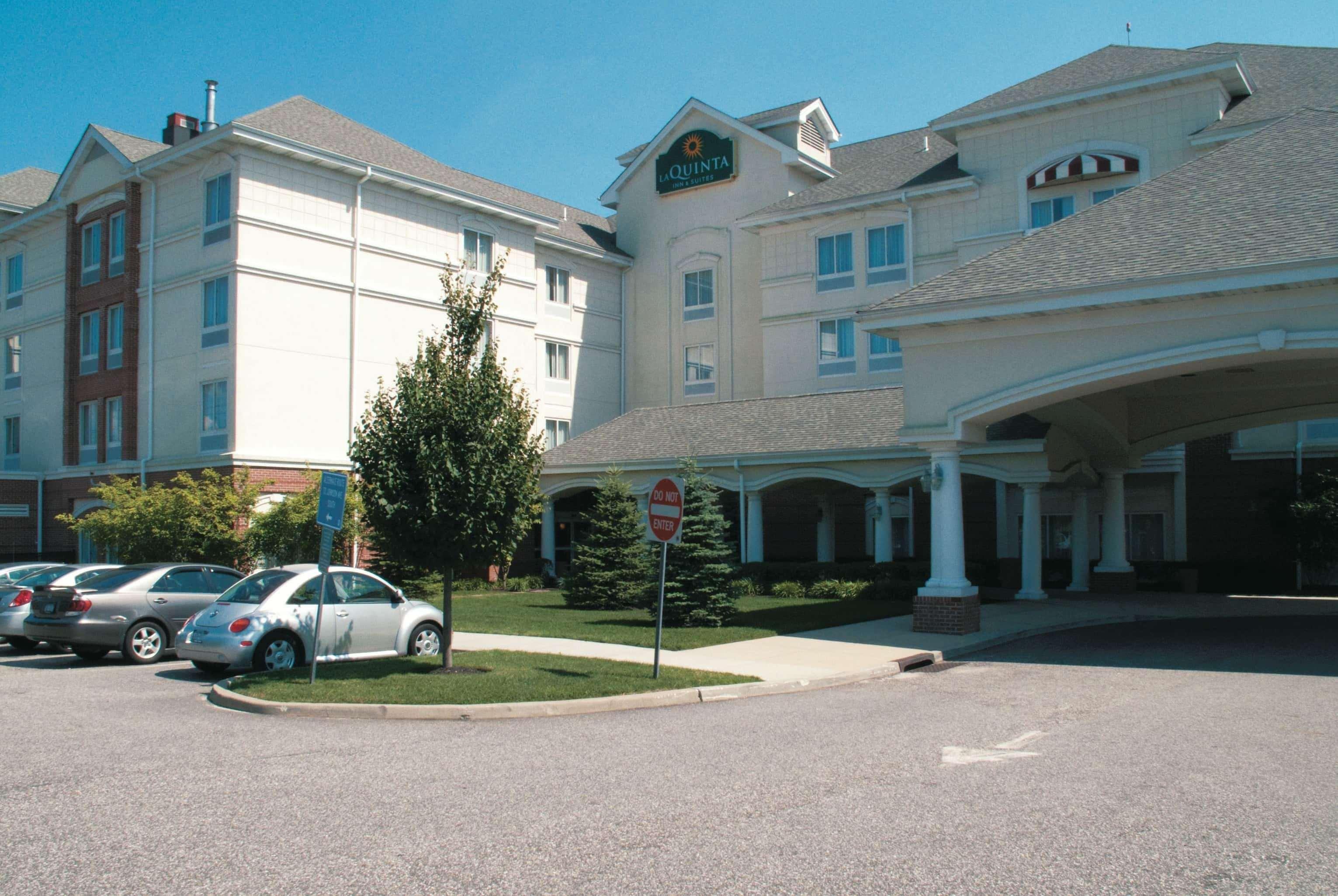 La Quinta By Wyndham Islip - Macarthur Airport Bohemia Exterior photo